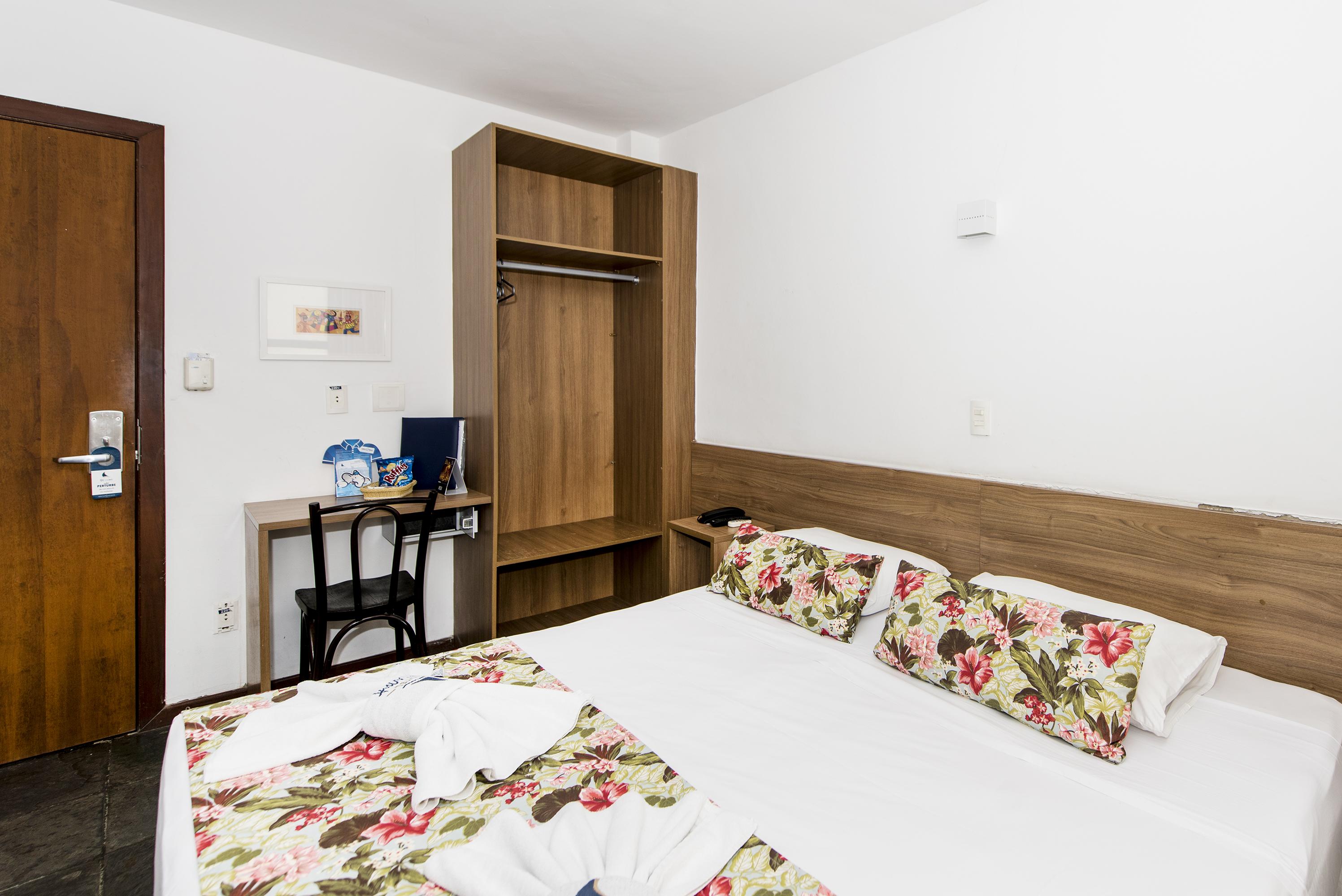 La Belle Hotel